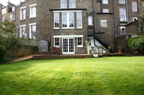 Garden flat in a quiet Camden spot